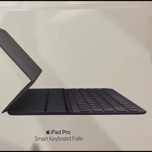 Apple 12.9 inch Smart Keyboard folio